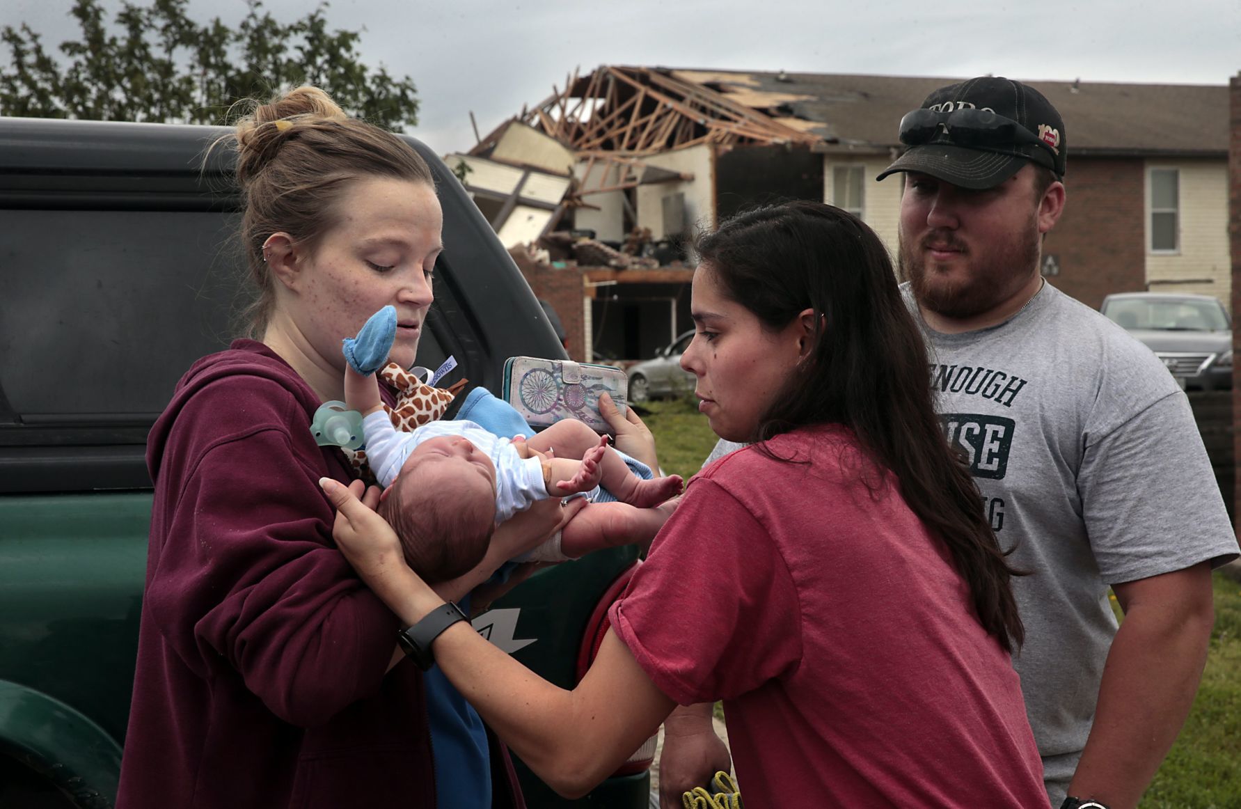 Tornado rips through Jefferson City